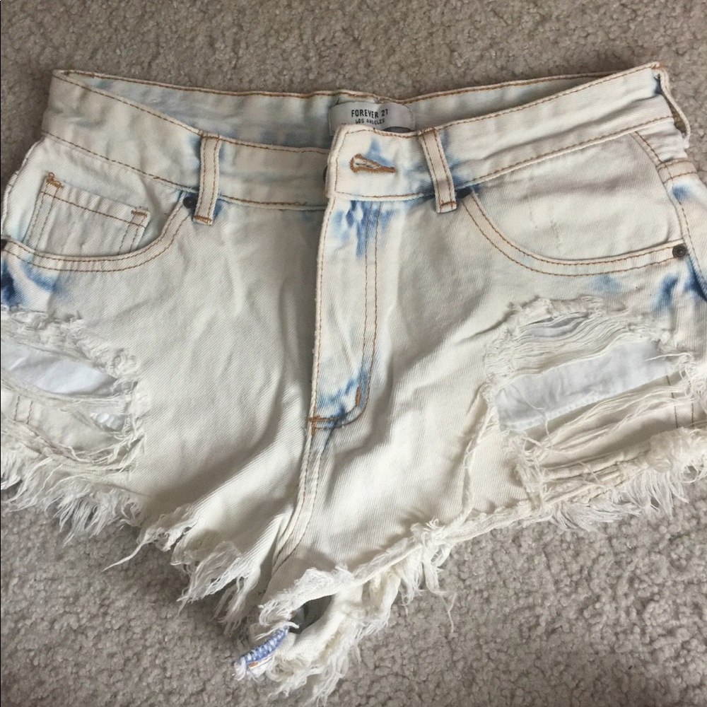 Light wash denim shorts